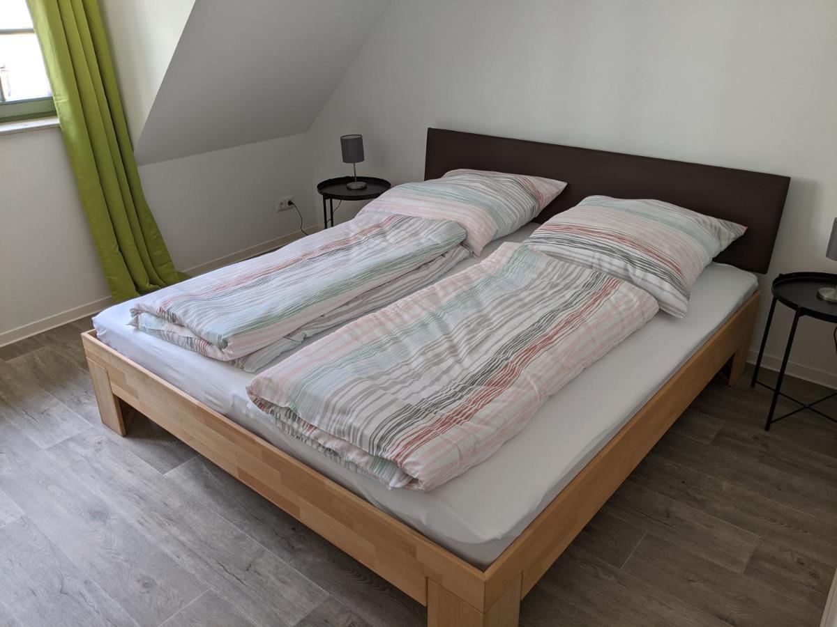 Gut Schlafen In Der Innenstadt Von Zittau - Ferienwohnungen Io19 외부 사진